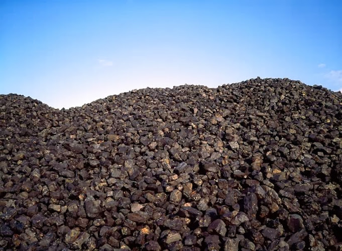 SKŁAD WĘGLA I DREWNA KOMINEX