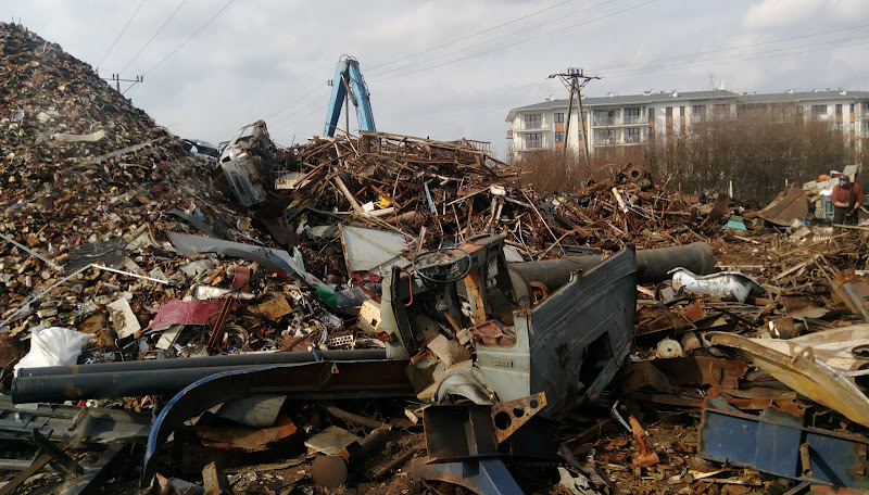 Rzepecki Adam. Skup złomu